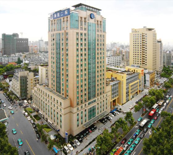 浙二医院整形美容科注射美容哪个医生好？余建新医生注射美容价格